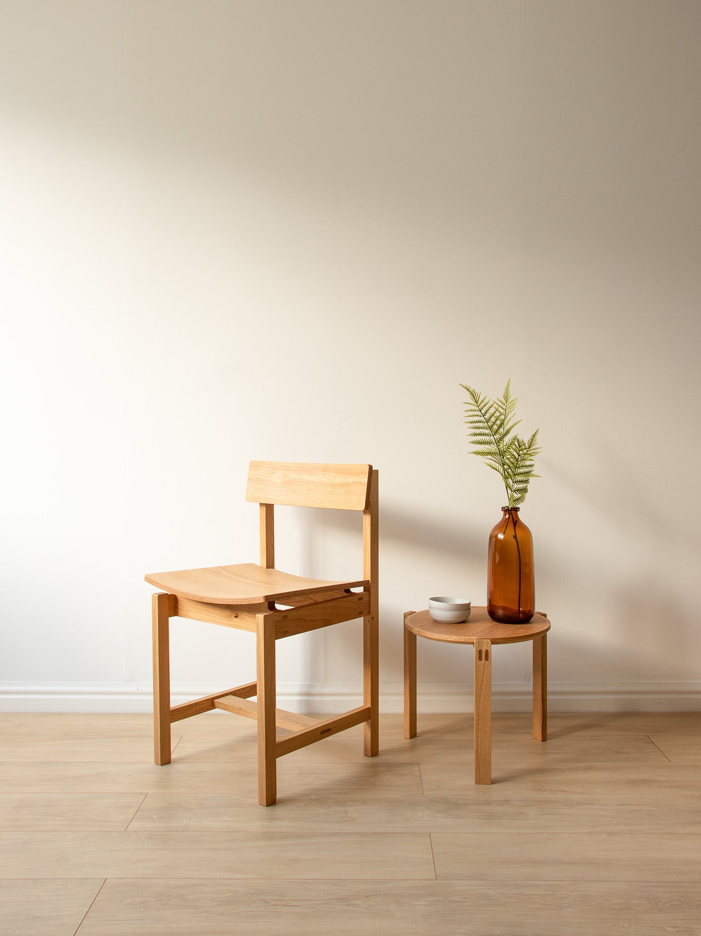 Round Side Table